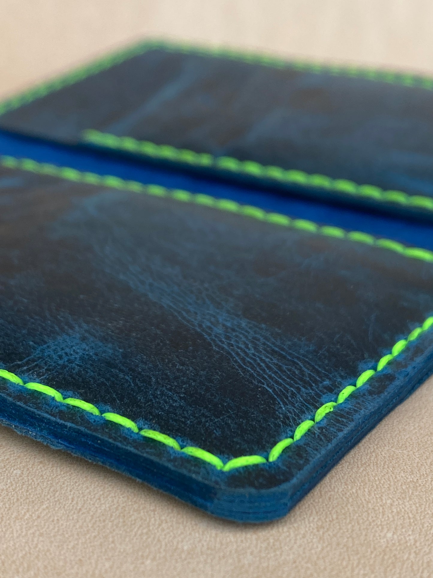 Slim bi-fold long wallet (Flouro Goat)
